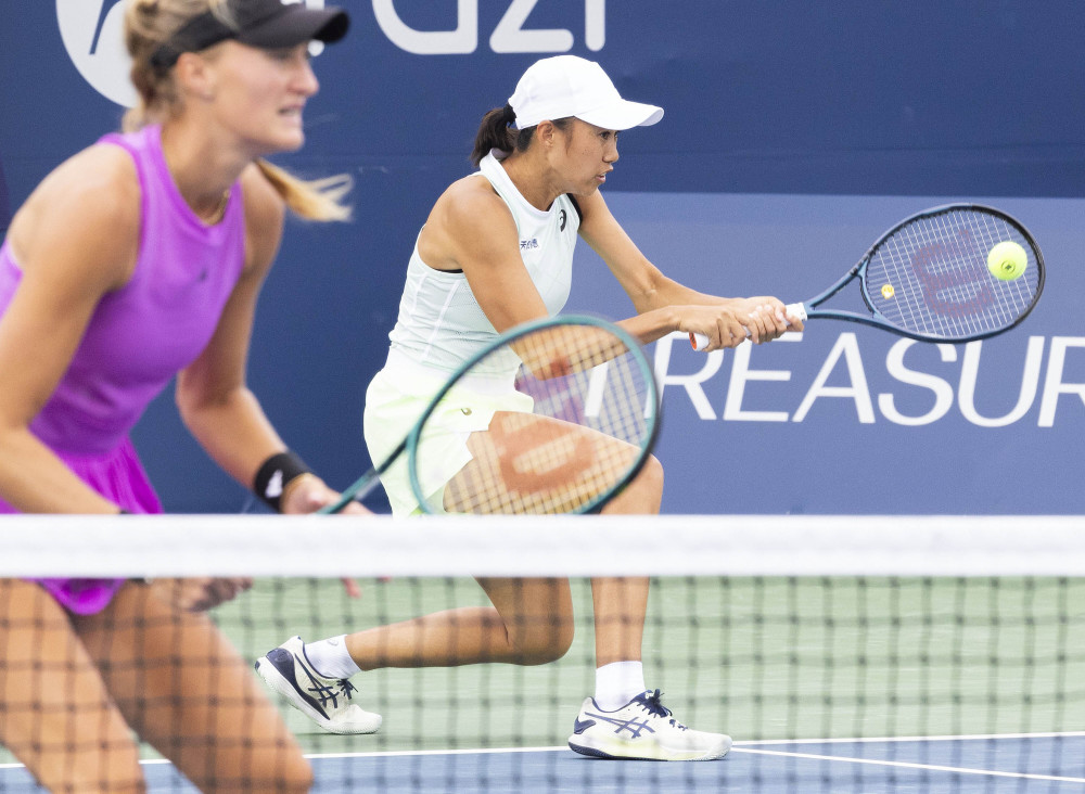 击莱切的防 击莱切的防