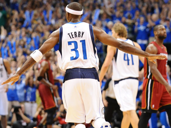 对于赞助商 对于赞助商